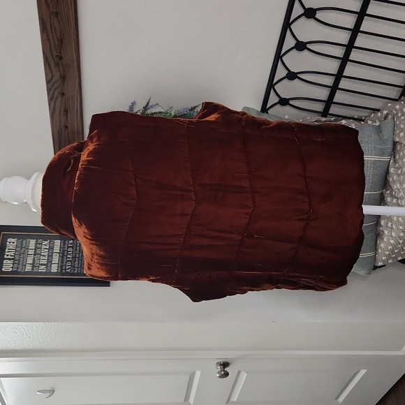 NWT Loft velour vest burnt orange - Picture 2 of 8